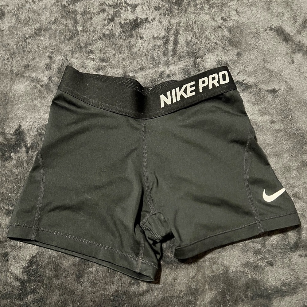 NIKE PRO SHORTS